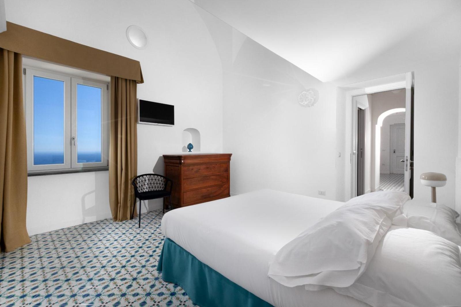 Le More Di Praiano Luaran gambar
